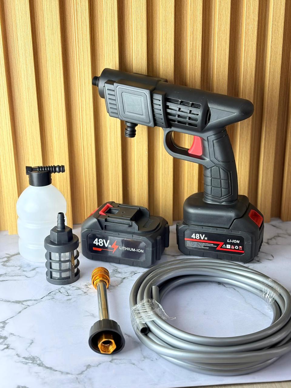 | Hidrolavadora Portátil Recargable 2 Baterías + Aspiradora Vacum 3 en 1 TurboJet™ |